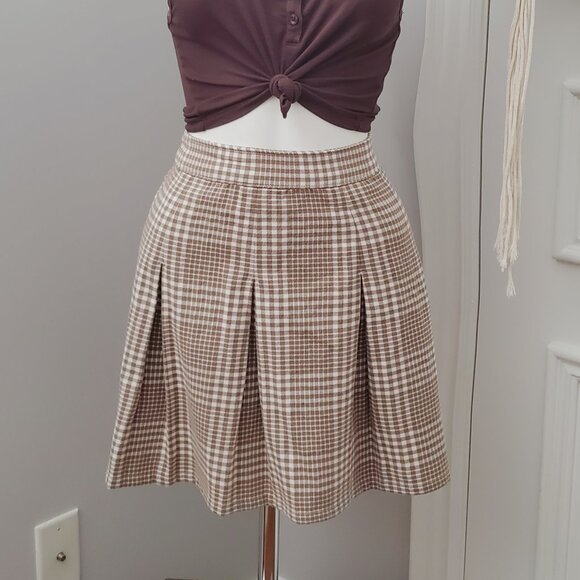 Hollister Plaid Tan Skirt High Rise like new - Picture 14 of 14